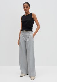 someday. SLIM FIT RIB - Débardeur - black