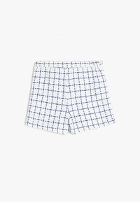 Witte shorts met een blauw ruitpatroon, een elastische tailleband en een gestructureerde stof. Ontworpen voor comfort en casual gebruik.
