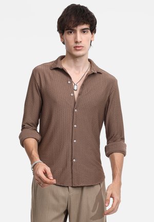 CASUAL ESTEBAN - Overhemd - brown