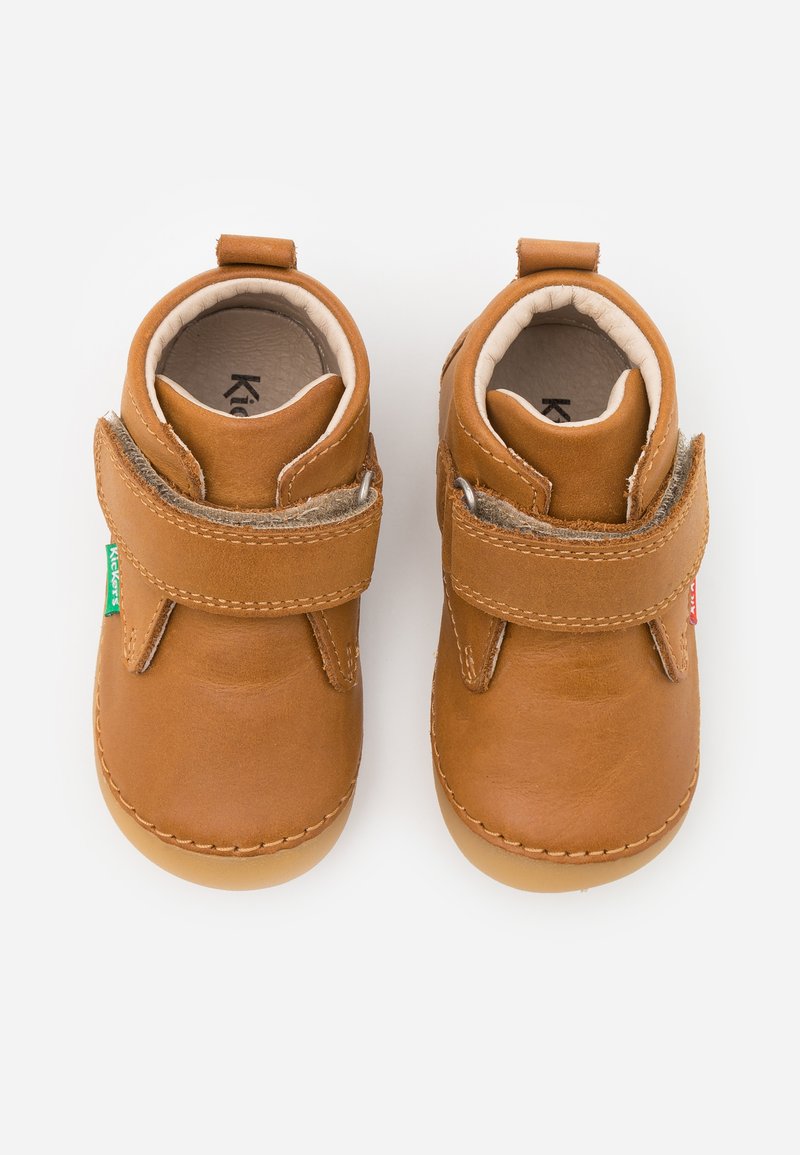 Kickers Sabio Chaussures Premiers Pas Camel Clair Beige Zalando Fr