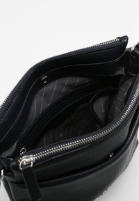 L.CREDI EDA - Cross body bag - marine