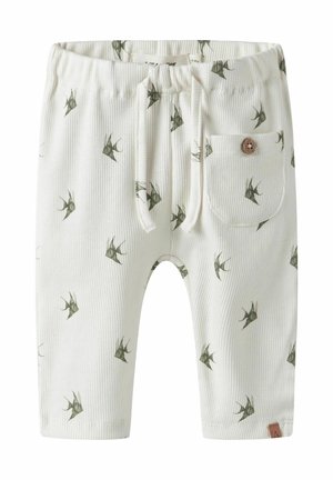 Hvide ribstrikkede babybukser med grå fugleprint, elastisk taljebånd med snøre og lille knaplukket lomme på frontens højre side.