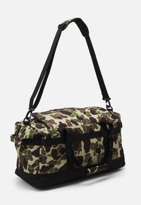 Carhartt WIP JACK DUFFLE BAG UNISEX - Sac week-end - camo duck, green