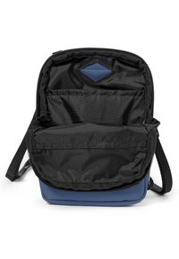 Borsa in tessuto blu con interno nero, dotata di più tasche e chiusura con zip. Tracolla regolabile sul lato per il trasporto.