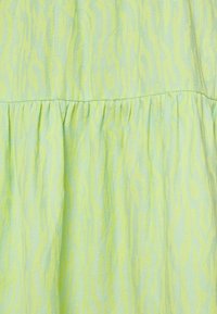 SUMMERY Copenhagen ROSE SHORT DRESS  - Φόρεμα ημέρας - wild lime