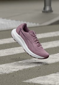 Επιλέχθηκε, taro purple/dusty mauve