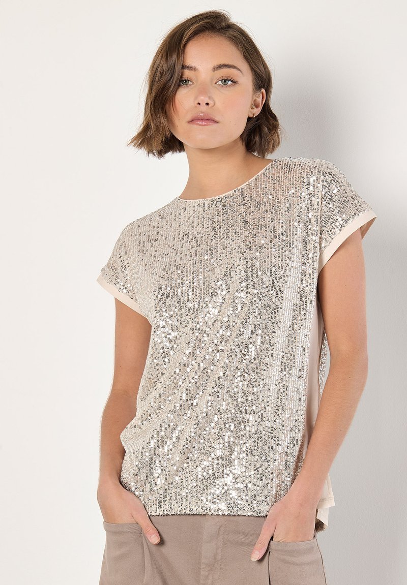 Apricot Blouse graniet