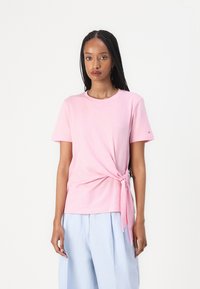 Tommy Hilfiger - KNOT BOAT TEE - Basic T-shirt - classic pink Thumbnail Image 1