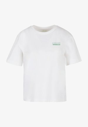 T-shirt en coton blanc à manches courtes et col rond. Imprimé avec le texte vert "CHEERS" et "BUBBLES" sur le devant.