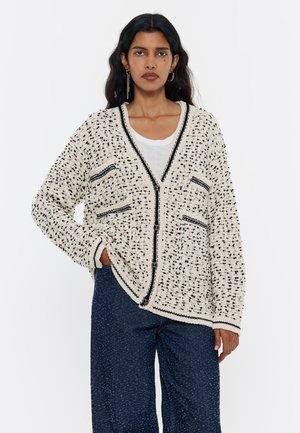 Chaqueta de punto - marfil
