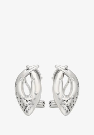 Ezüst színű fülbevalók ívelt, csepp alakú dizájnnal, tiszta kristályokkal díszítve a csillogás érdekében. Simára polírozott felülettel rendelkezik.