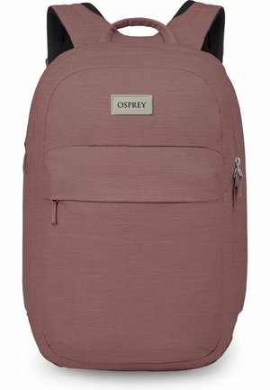 Zaino Osprey color malva con tasca frontale con cerniera, spallacci imbottiti e maniglia di trasporto sulla parte superiore.