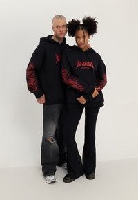 Thumbnail Image 2