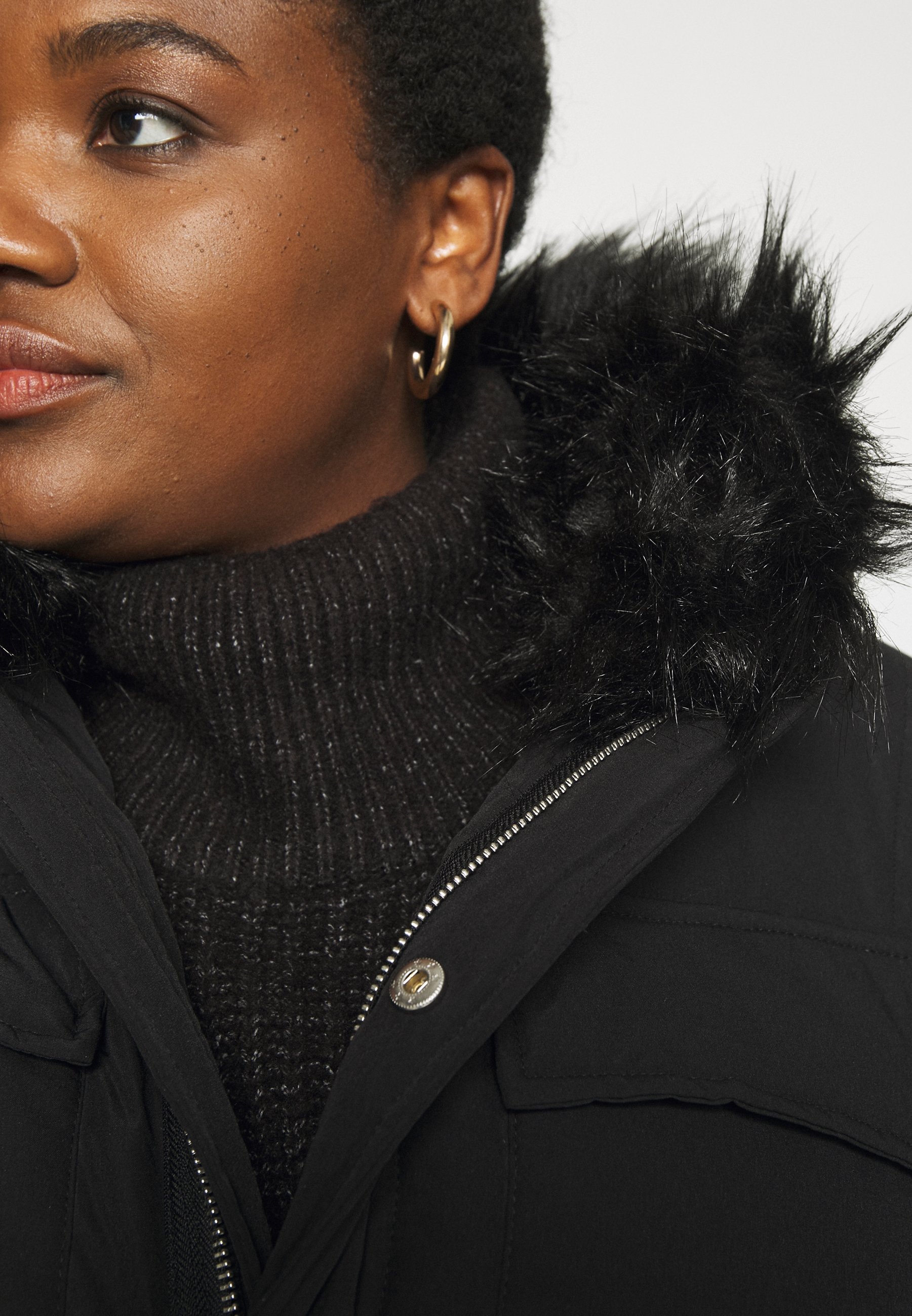 Donna SHORT DIP HEM - Parka Donna SHORT DIP HEM - Parka