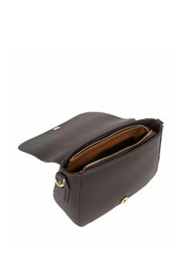 Borsa a tracolla in pelle grigia con finitura testurizzata, dotata di chiusura a scatto color oro e due scomparti interni per l'organizzazione.