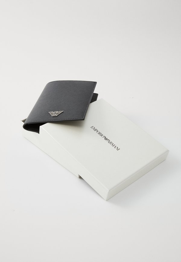 CARD HOLDER - Passport holder2