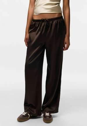 Pieces, LOOSE-FIT TROUSERS PCEVY SATIN - Stoffhose - wren
