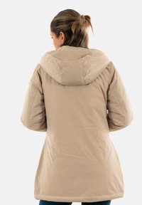 SUN VALLEY YATTAX. - Cappotto invernale - beige