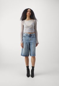 BDG Urban Outfitters SHEER TIE - Chaqueta de punto - grey
