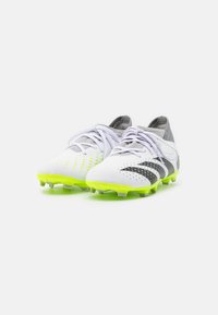 adidas Performance PREDATOR ACCURACY 3 - Voetbalschoenen voor harde ondergrond - footwaer white/core black/lucid lemon