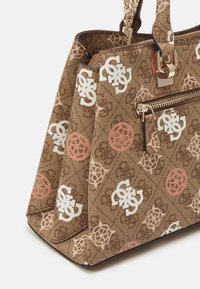 Guess ELIETTE - Sac à main - latte multi