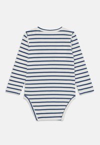 Langärmliger Bodysuit aus weicher Baumwolle mit vertikalen navyblauen und weißen Streifen, runder Ausschnitt und Druckknopfverschluss am Boden.