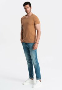 Ombre TSBS - T-shirts basic - brown