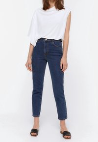 Uterqüe Blusa - beige