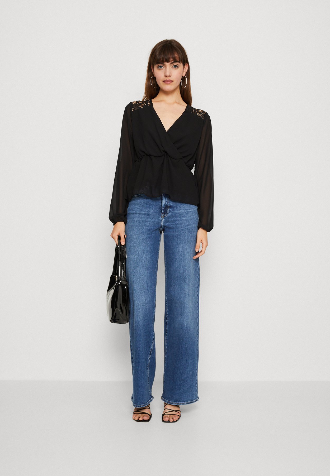 Wide-fit ONLMADISON High waist Wide Leg Fit