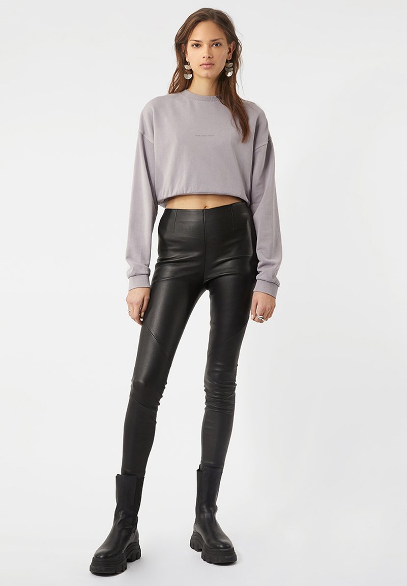 Damen Sweatshirts | YOUNG POETS SOCIETY CARLA Sweatshirt lila grey/lila - IZ86389 Damen Sweatshirts | YOUNG POETS SOCIETY CARLA Sweatshirt lila grey/lila - IZ86389