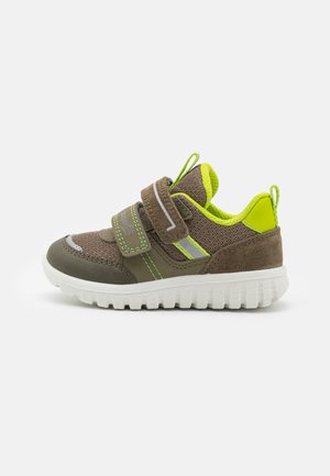 SPORT7 MINI UNISEX - Dětské boty - grün/hellgrün