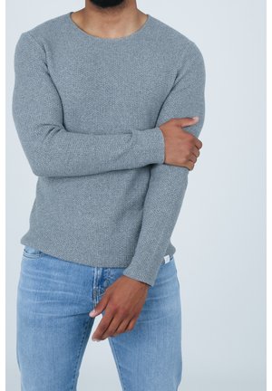 Sweter
