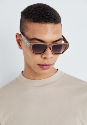 QUAY AUSTRALIA NO APOLOGIES UNISEX - Sunčane naočale - doe/brown gradient