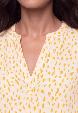 Kaffe, KAJALIE BBB - Blouse - white orange graphic dots