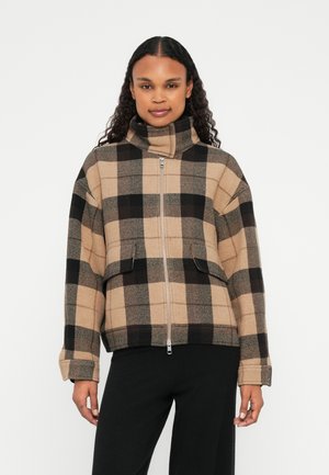 CHECK HARRINGTON JACKET - Chaqueta de entretiempo - light brown/white