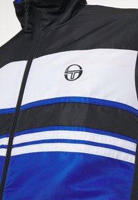 Sergio Tacchini RYO TRACKSUIT - Melegítő - black/white/surf the web