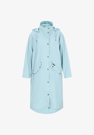 Hele sinine veekindel jakk kõrge kraega, nööriga kapuuts, nööbid ja küljetaskud. Omab veidi pikemat ja lõdvemalt istuvat lõiget.