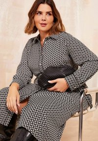 Friends Like These PRINTED MIDI  - Rochie de zi - black white