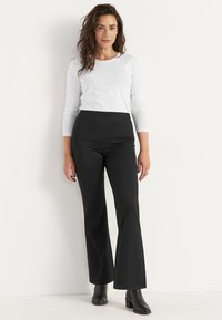 Cellbes of Sweden Stoffhose - black