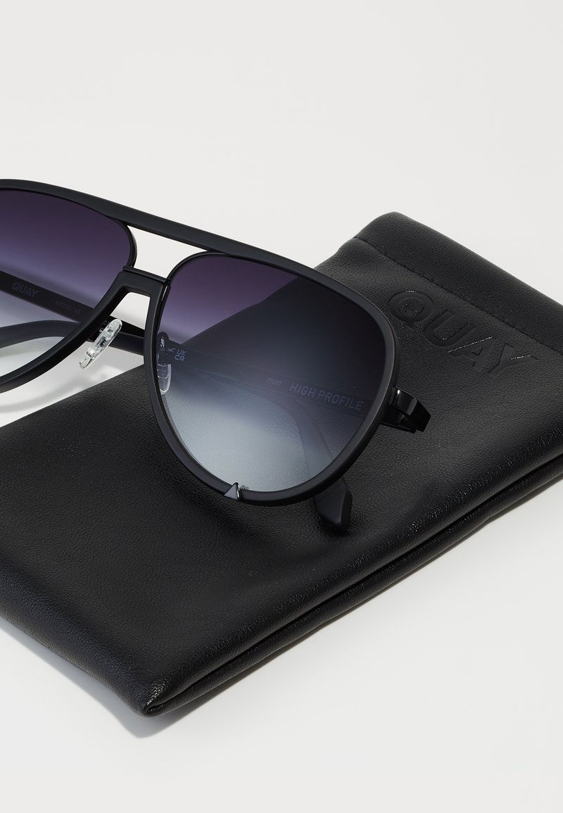 Quay Australia Black Matte NWT High Profile Sunglasses Black Fade Lens Unisex HIGH PROFILE Large Aviator Frame Sunglasses – QUAY main image 4