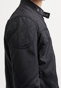 Pepe Jeans Allvädersjacka - black
