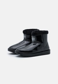HUGO Botas para la nieve - black