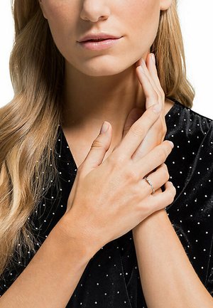 CHRIST Diamonds Ring - weißgold