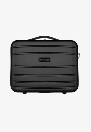 Czarna twarda walizka z poziomymi prążkami i teksturowaną powierzchnią. Posiada górny uchwyt i oznaczenie z logo na froncie.