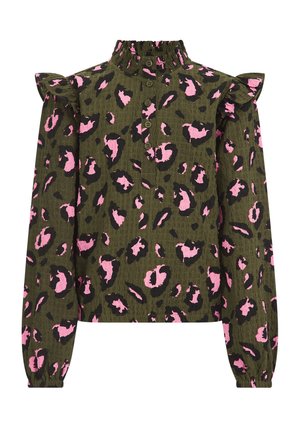 Długa bluzka z zielonej oliwki z różowo-czarnym nadrukiem w panterkę, z bufkami na ramionach, wysokim kołnierzem i plisą z guzikami z przodu.