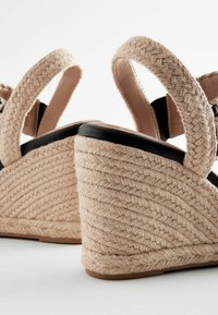 Next FOREVER COMFORT SQUARE TOE WEAVE - REGULAR FIT - Espadrilky - monochrome