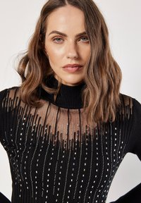 Apricot - Sweter