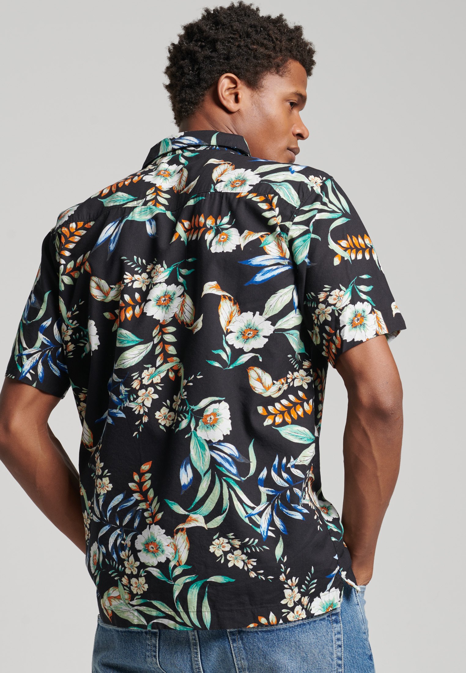 Superdry HAWAIIAN - Shirt - black 