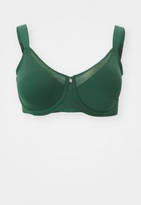 Unselected, green kiss