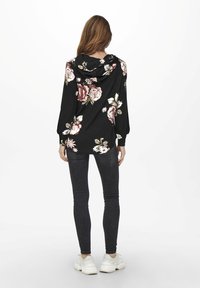 ONLY Jersey con capucha - black